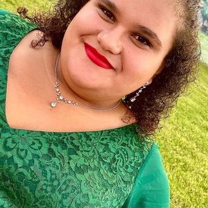 Meet your Posher, Janessa